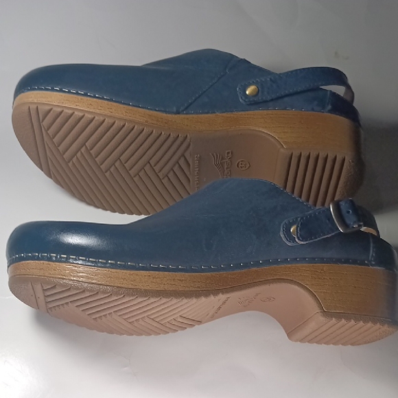 Dansko Blue Leather Mules with Comfort and Style - Picture 4 of 11